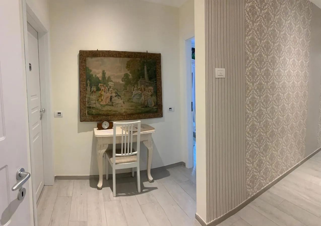 Appartamento JUNGLE CHIC VERONA BUSINESS&FUN